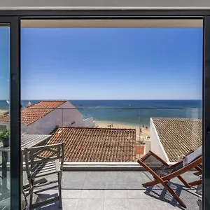  Apartment Frontline Seaview